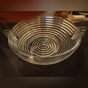 Anchor Hocking Manhatten 9 inch bowl